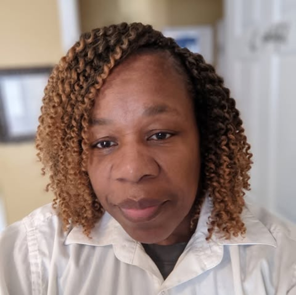 Meet your Posher, Gloria
